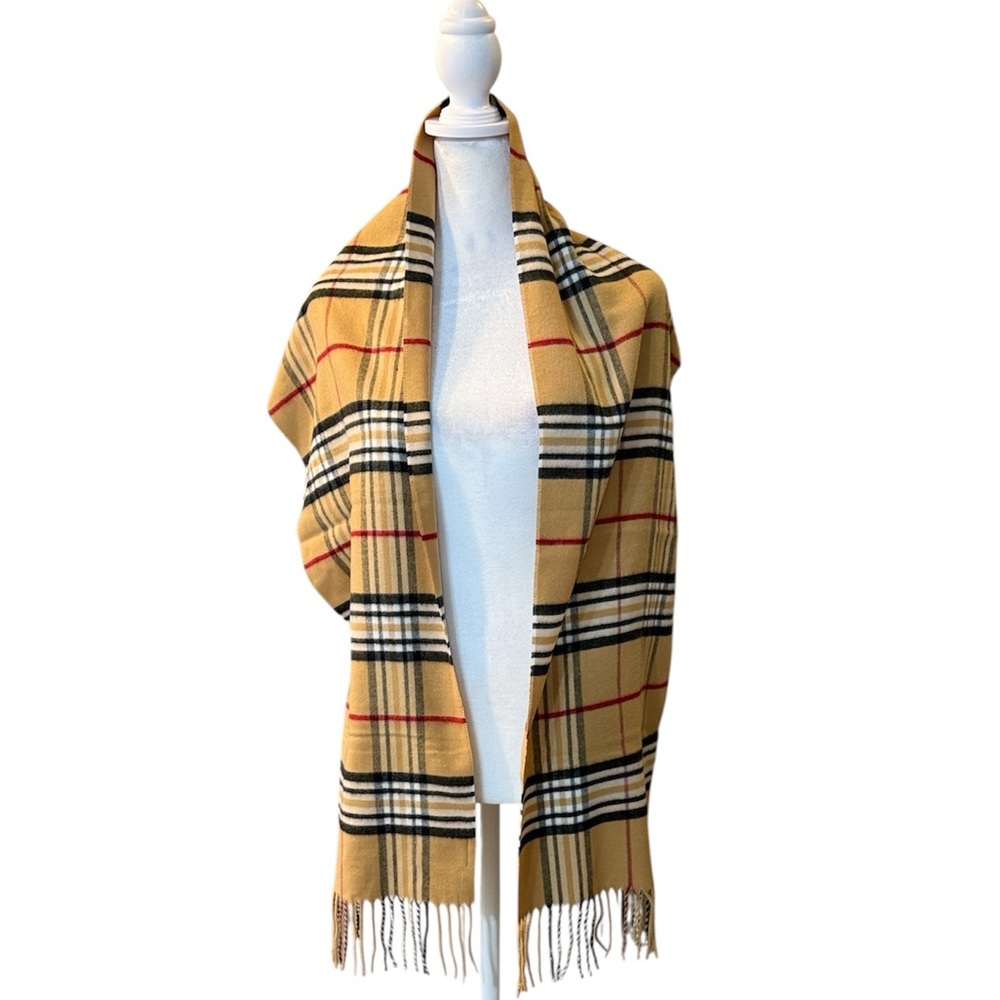 Roundtree & Yorke‎ Plaid Scarf 64" x 11" Made in Germany